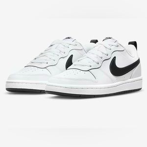 Nike Big kids Court Borough 2-low top sneaker *fits women’s size 6*